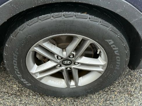 Used 2017 Hyundai Santa Fe Sport image 40