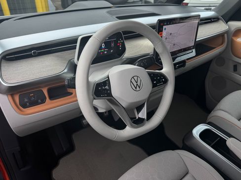 Used 2025 Volkswagen ID. Buzz Pro S Plus image 26
