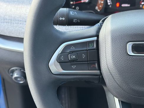 Used 2022 Jeep Compass Latitude AWD/4WD image 25