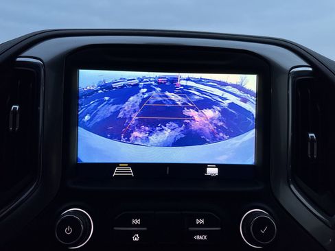 Used 2021 Chevrolet Silverado 1500 RST image 19