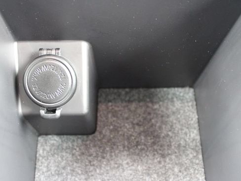 Used 2023 Subaru Outback Limited AWD/4WD image 22