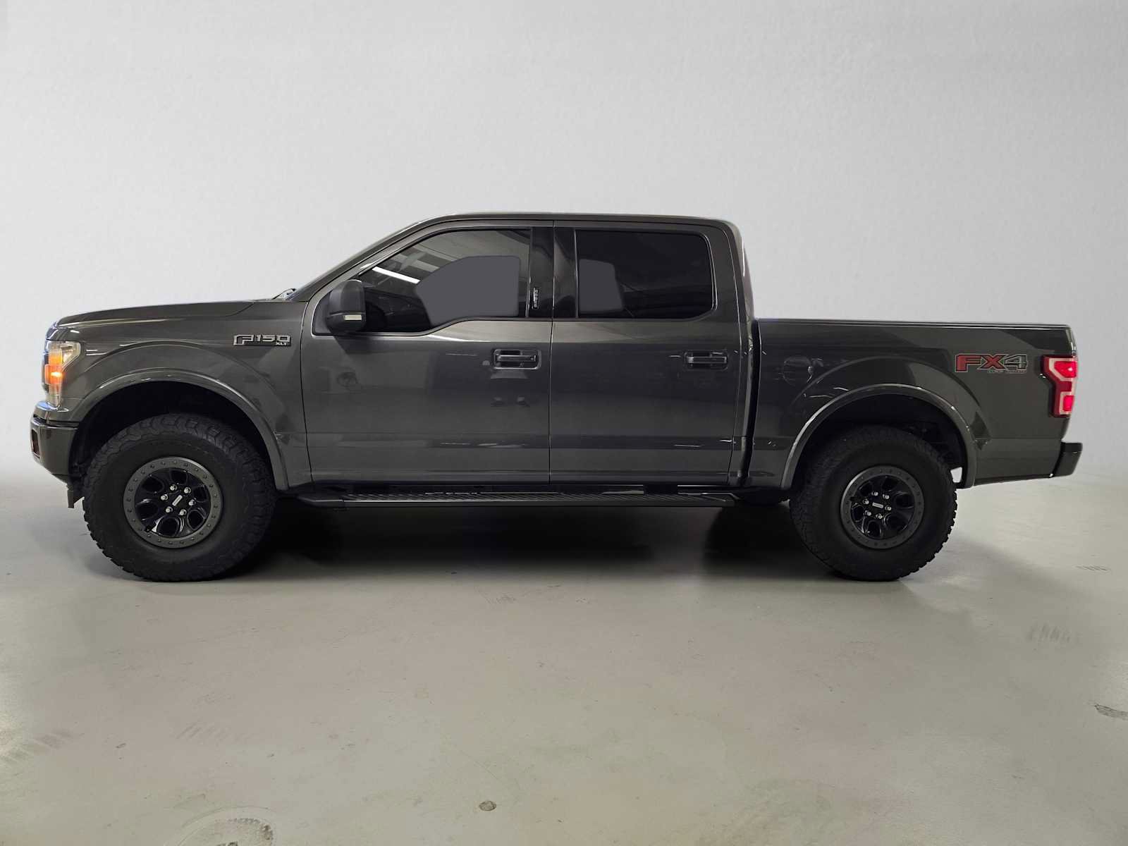 Used 2019 Ford F150 XLT w/ Equipment Group 302A Luxury AWD/4WD image 2