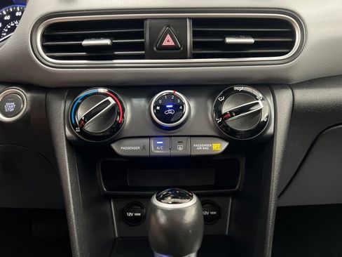 Used 2018 Hyundai Kona SEL w/ SEL Tech Package 02 FWD image 31