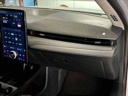 Used 2021 Ford Mustang Mach-E Premium image 18