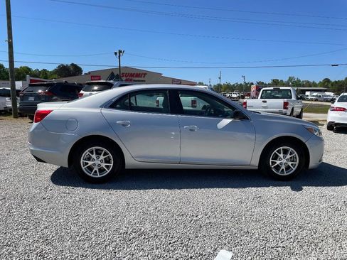 Used 2013 Chevrolet Malibu LS FWD image 4