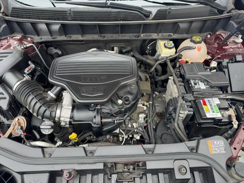 Used 2018 Cadillac XT5 Luxury w/ Driver Awareness Package image 37