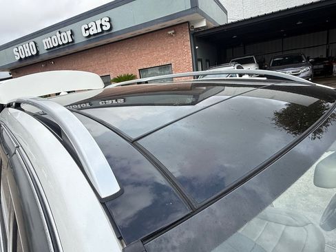 Used 2014 Mercedes-Benz GL 550 4MATIC image 16