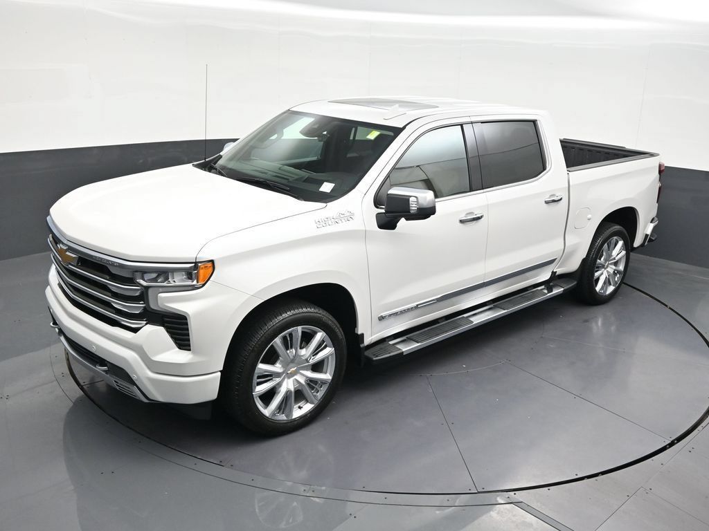 Used 2025 Chevrolet Silverado 1500 High Country w/ High Country Premium Package RWD image 15