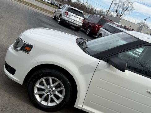 Used 2013 Ford Flex SE image 3