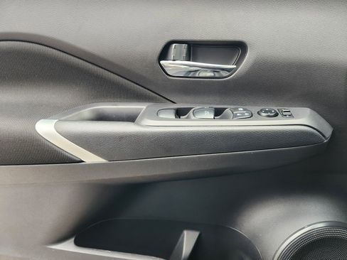 Used 2024 Nissan Kicks SV image 23