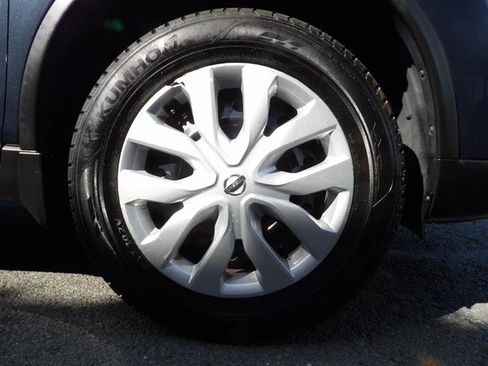 Used 2016 Nissan Rogue S AWD/4WD image 7