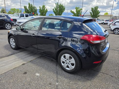 Used 2018 Kia Forte LX FWD image 5