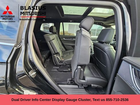 Used 2024 Cadillac XT6 Premium Luxury image 23