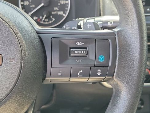 Certified 2024 Nissan Rogue SV FWD image 26
