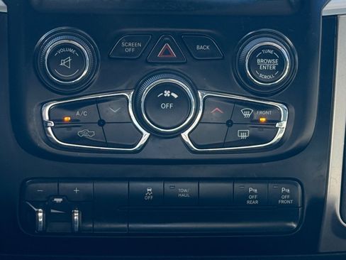 Used 2018 RAM 1500 Big Horn image 24