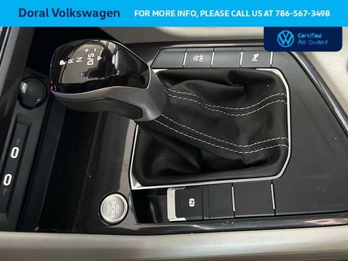 Used 2023 Volkswagen Tiguan SE R-Line image 21
