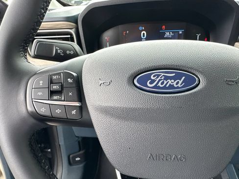 Used 2025 Ford Maverick Lariat AWD/4WD image 25