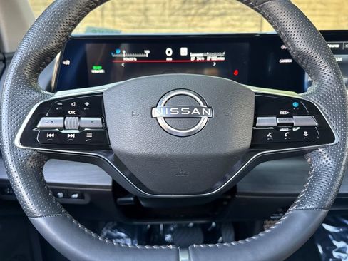 Used 2024 Nissan Ariya FWD image 22