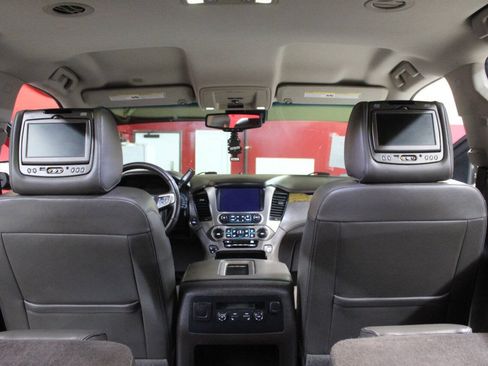 Used 2017 GMC Yukon XL Denali AWD/4WD image 24