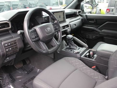 Used 2026 Toyota Tacoma SR w/ SR Upgrade Package AWD/4WD image 3