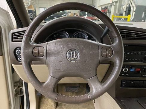 Used 2005 Buick Rendezvous CX image 22