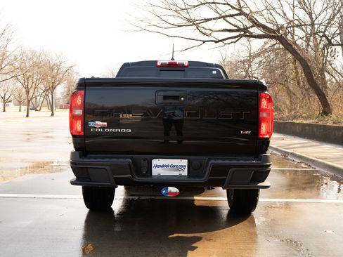 Used 2021 Chevrolet Colorado LT w/ LT Convenience Package image 8