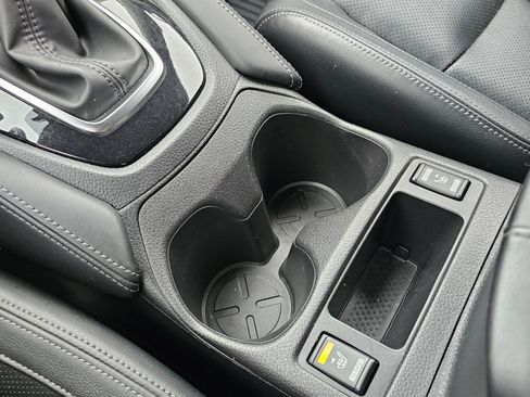 Used 2017 Nissan Rogue SL w/ SL Premium Package image 10