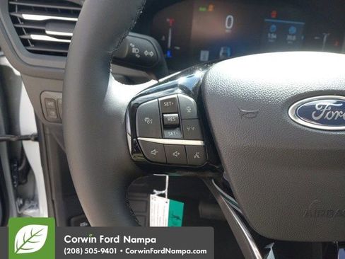 New 2025 Ford Escape Base image 18