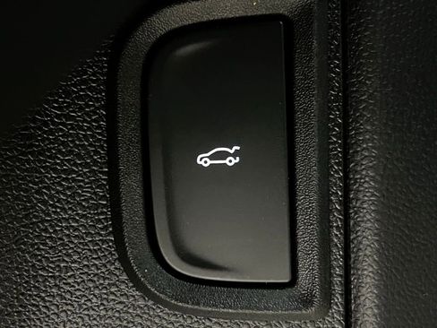 New 2026 Chevrolet Equinox RS w/ Convenience Package III image 17