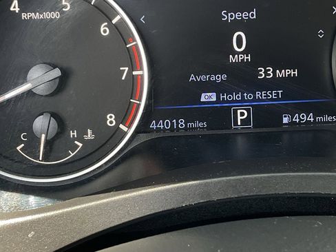 Used 2025 Nissan Altima 2.5 SV FWD image 33
