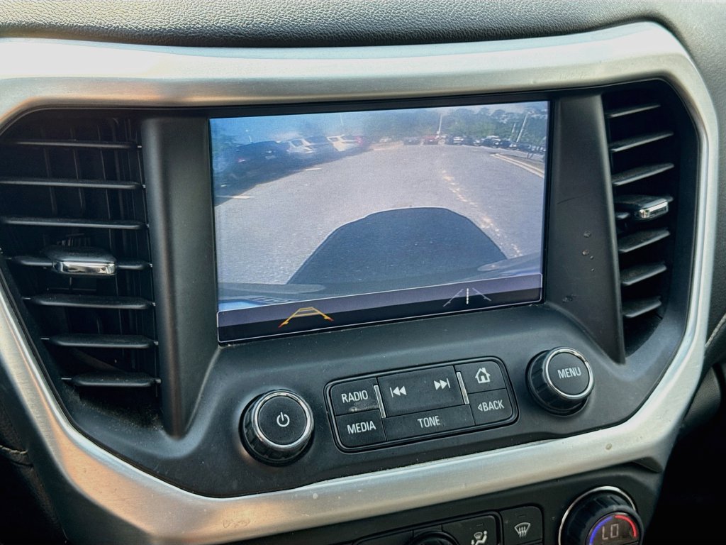 Used 2019 GMC Acadia SLT w/ Black Edition FWD image 17