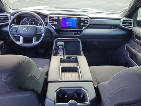 Used 2026 Toyota Tundra SR5 AWD/4WD image 15
