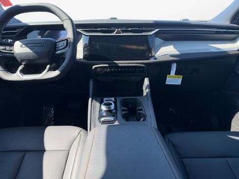 New 2026 Jeep Cherokee Limited image 10