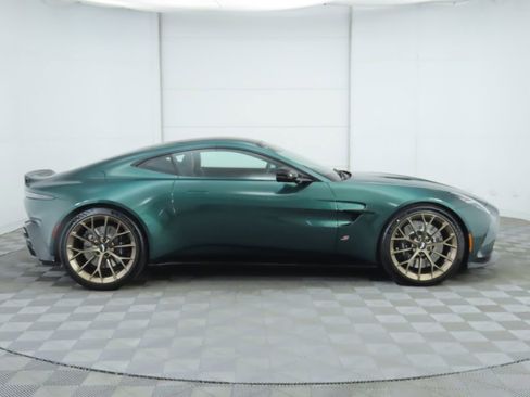 New 2026 Aston Martin V8 Vantage S image 4