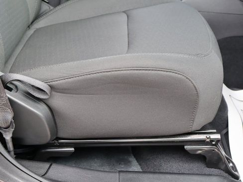 Used 2022 Jeep Gladiator Sport image 10