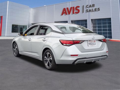 Used 2023 Nissan Sentra SV image 9