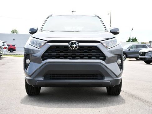 Used 2021 Toyota RAV4 XLE AWD/4WD image 2