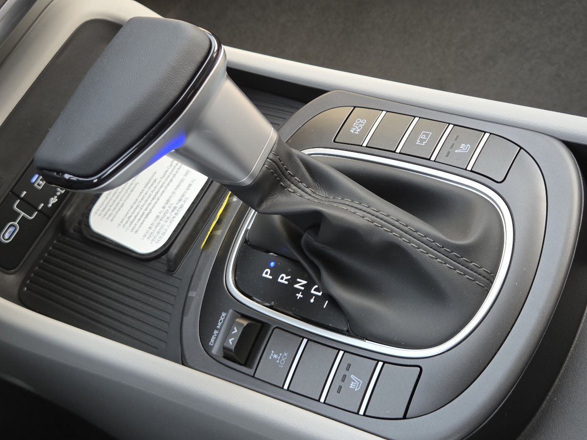 New 2027 Hyundai Kona SEL Sport AWD/4WD image 38