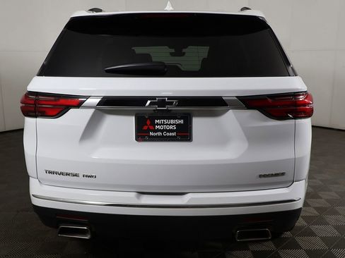 Used 2023 Chevrolet Traverse Premier AWD/4WD image 17