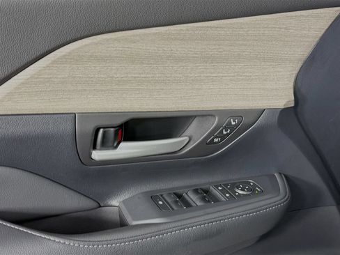 Used 2026 Toyota Grand Highlander AWD Hybrid image 23