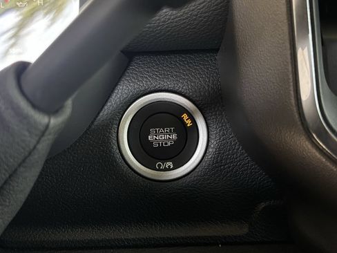 New 2026 RAM 2500 Laramie w/ Night Edition AWD/4WD image 14