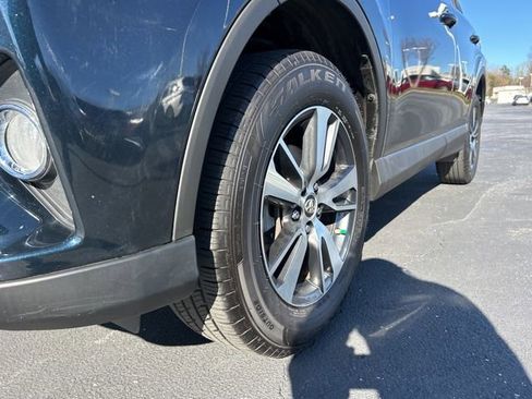 Used 2018 Toyota RAV4 XLE image 12