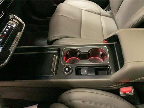 Used 2025 Lincoln Corsair Reserve w/ Equipment Group 202A image 44