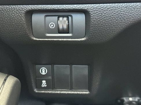 Certified 2024 Honda Civic EX image 31
