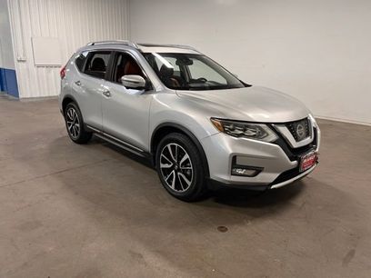 Used 2017 Nissan Rogue SL w/ SL Premium Package