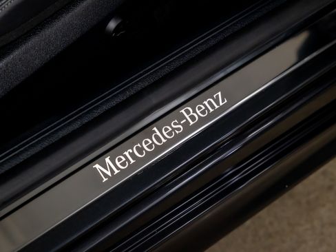 Used 2024 Mercedes-Benz CLE 300 4MATIC Coupe image 40