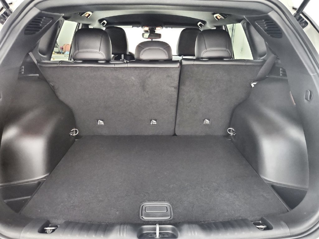 New 2026 Jeep Compass Latitude AWD/4WD image 31