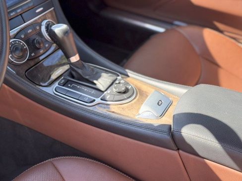 Used 2007 Mercedes-Benz SL 550 image 17