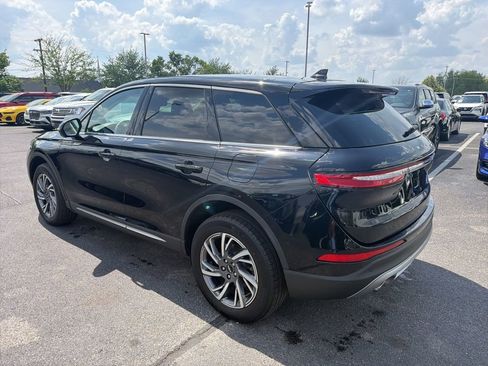 Used 2024 Lincoln Corsair AWD w/ Equipment Group 101A image 4