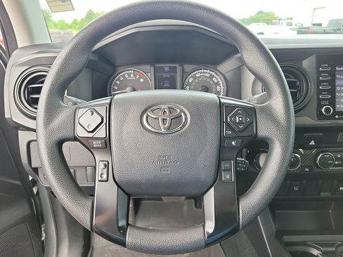 Used 2023 Toyota Tacoma SR AWD/4WD image 19